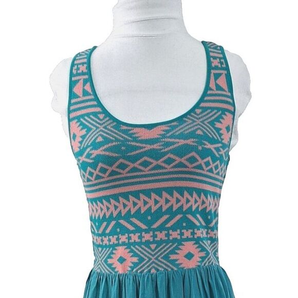Skies are Blue Women's Blue Pink Sleeveless Tribal Print Knit Upper Sz SP - Picture 6 of 9